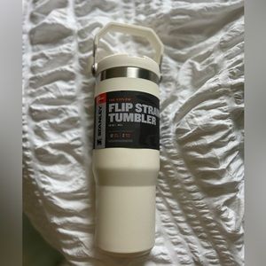 Stanley The Iceflow Flip Straw Tumbler - 30 oz